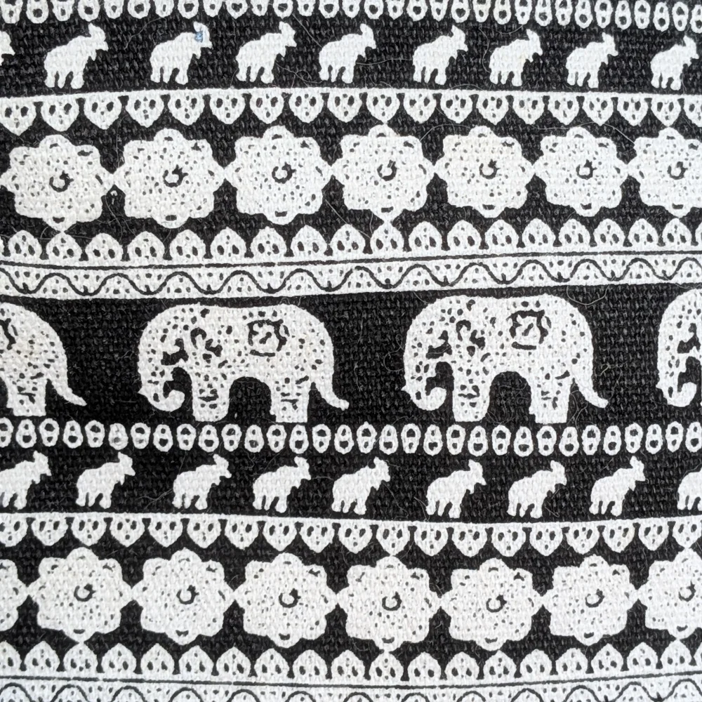 Jac & Annie Elephant Clutch - Picture 5 of 16